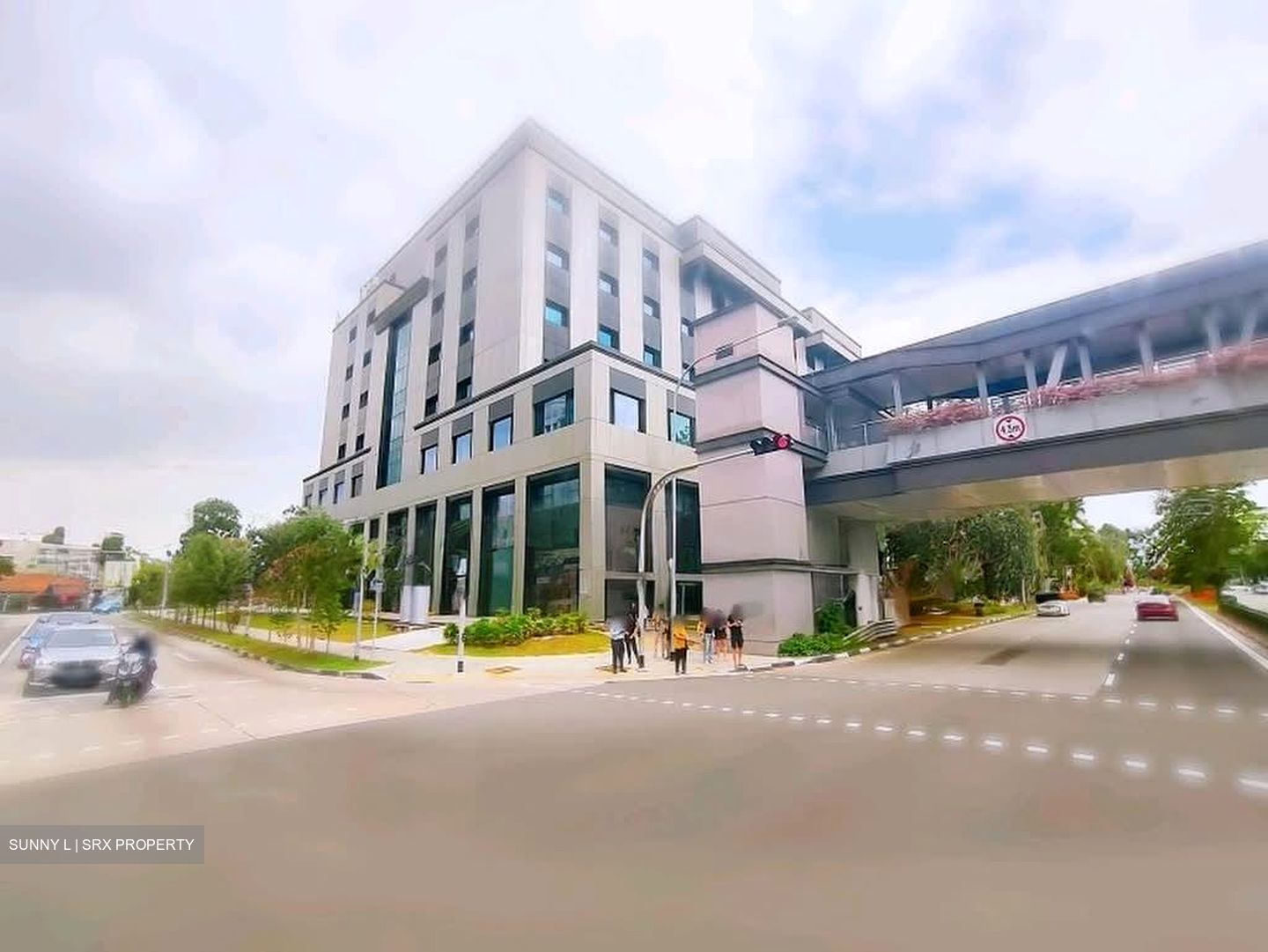Tampines Central 1 (D18), Retail #568091661